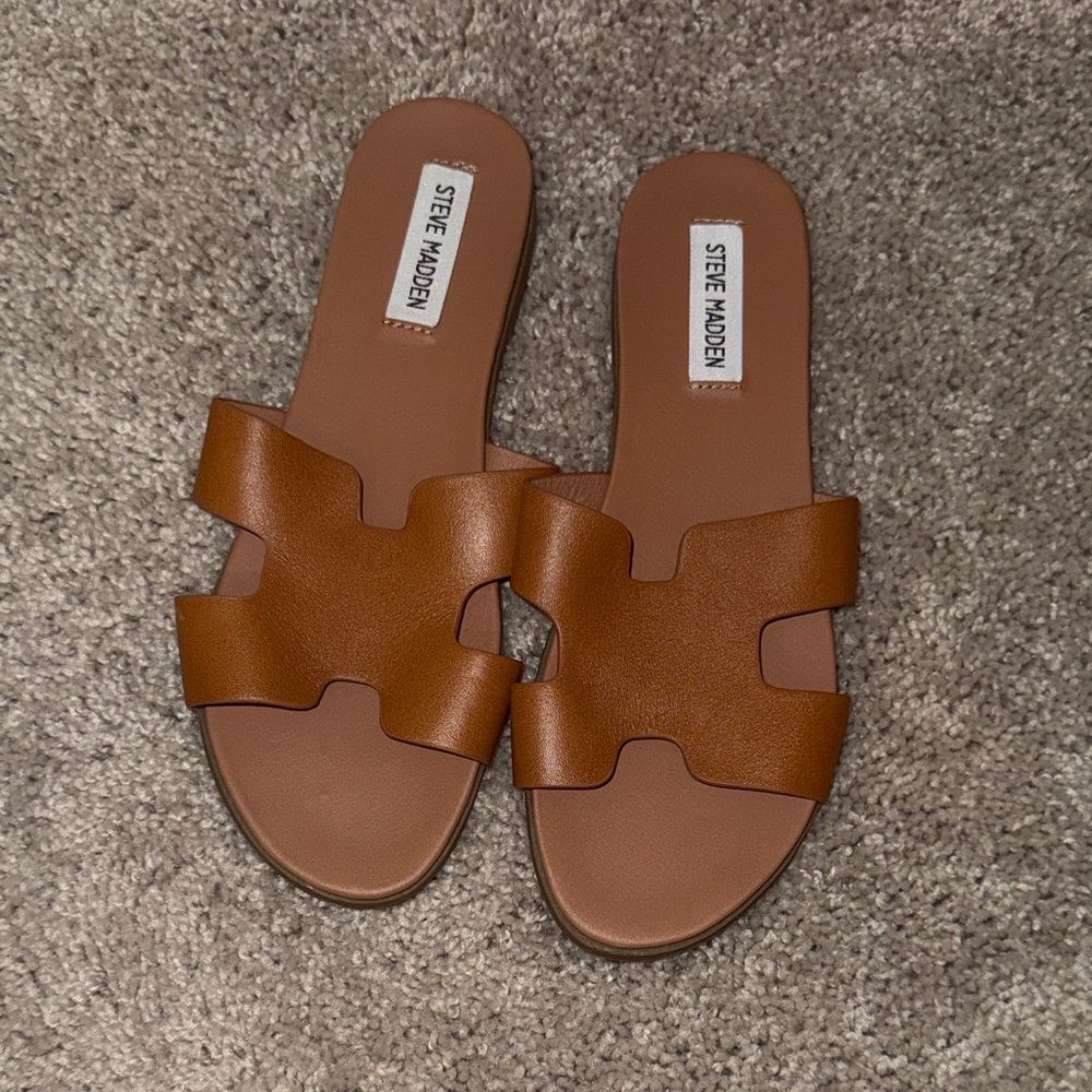 NWOT Steve Madden Brown Cutout Slide Mules